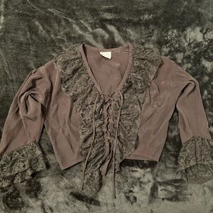 Vintage 90s Gothic Lace Cropped Top